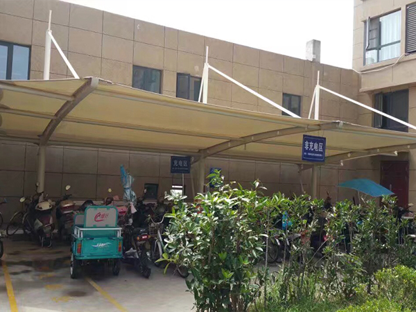 電動車充電車棚 電動車充電車棚